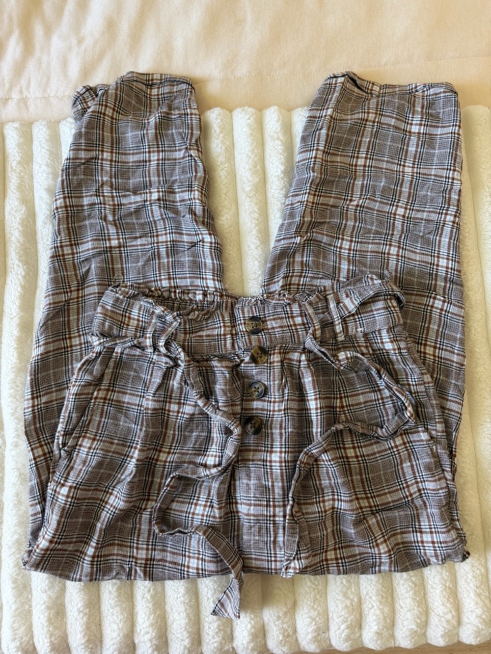 American Eagle Outfitters Plaid Paperbag Waist Trousers in Brown and Cream